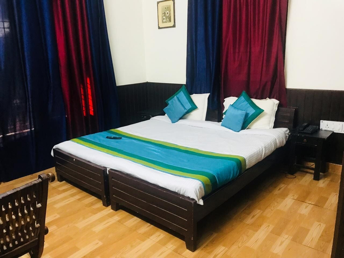 Bedroom 2, Hotel Abodes House, Gautam Buddha Nagar