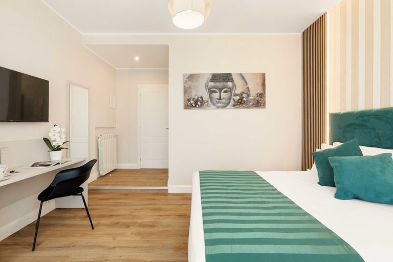Bedroom 5, AlbaDea Deluxe, Rome