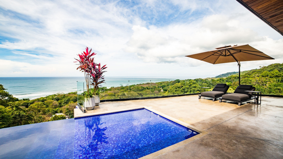 Sport & Beauty 3, Casa Anna Santa Teresa, Puntarenas