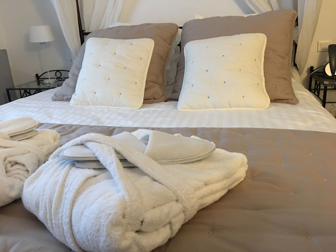 Bedroom 3, Hôtel Jean de Bruges, Somme