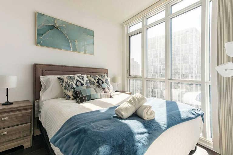 Bedroom 3, Downtown Toronto Luxury Suites, Toronto