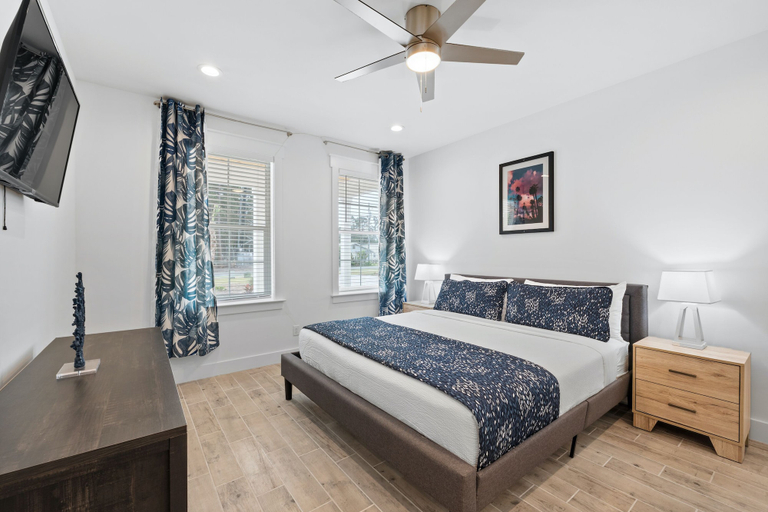 Bedroom 2, Beach House - Sugary Sands by PHG, Bay