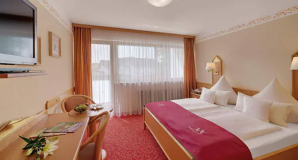 Bedroom 5, Pension- Hotel Maximilian, Passau