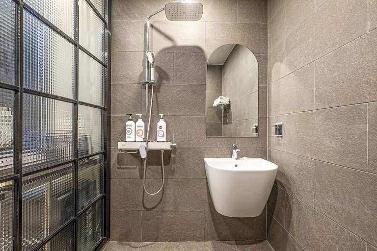 Bathroom 3, Heritage31 Hotel, Jongno