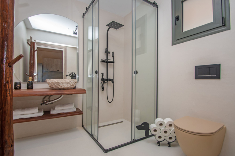 Bathroom 3, Ariadni di Olivio Villa, Ionian Islands