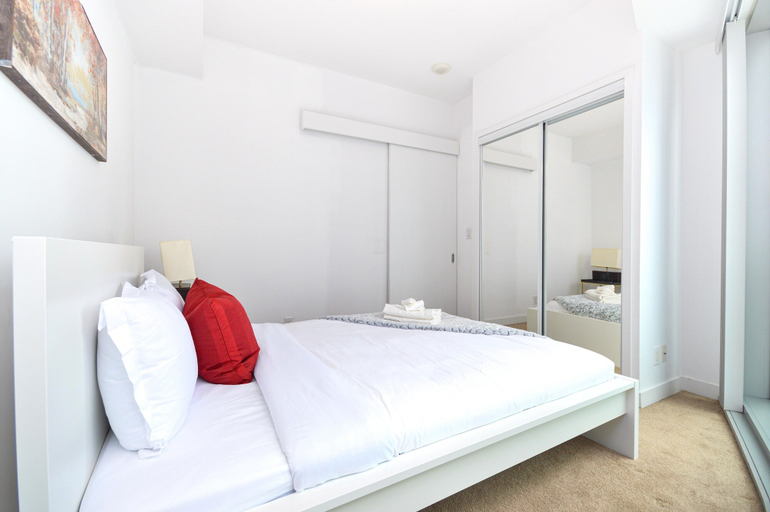 Bedroom 3, Downtown Toronto Condo near Scotiabank Arena, Toronto