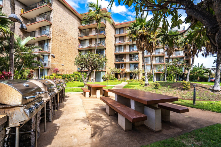 Exterior & Views, Modern & Polished Oceanfront Vistas, Maui