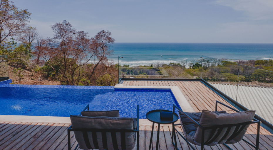 Sport & Beauty 3, Casa Nina Santa Teresa, Puntarenas