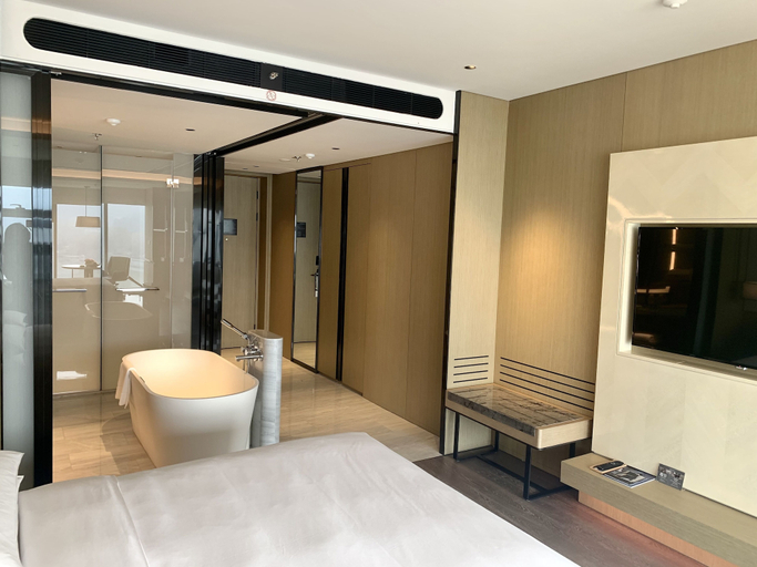 Bathroom 5, Xuzhou Marriott Hotel Lakeview, Xuzhou