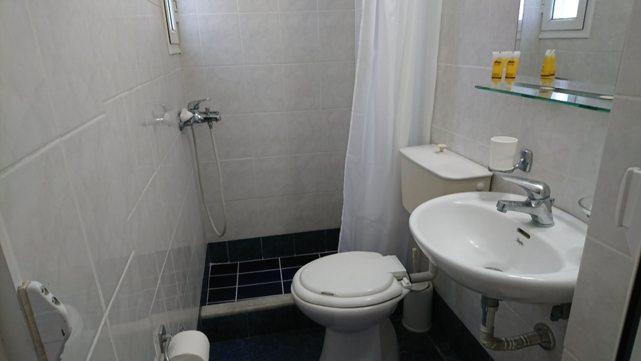 Bathroom 5, Eleni Rooms, South Aegean