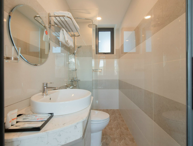 Bathroom 3, West Lake Hotel, Cam Lâm