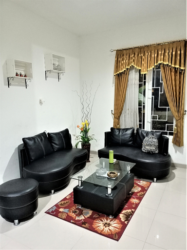 Bedroom 3, Villa Mandala Songgoriti, Malang