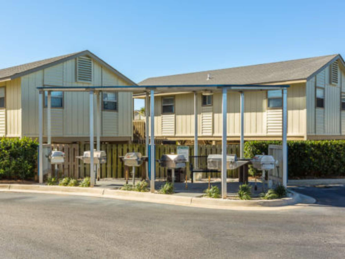 Exterior & Views 2, Crystal Tower 609, Baldwin