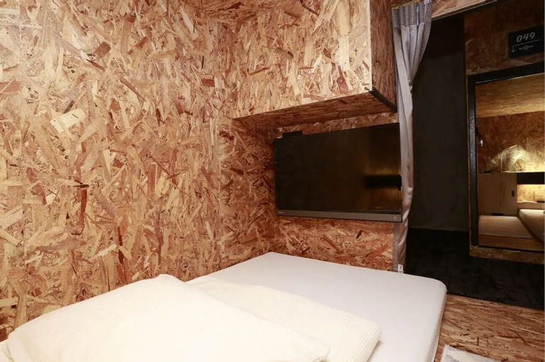 Bedroom 8