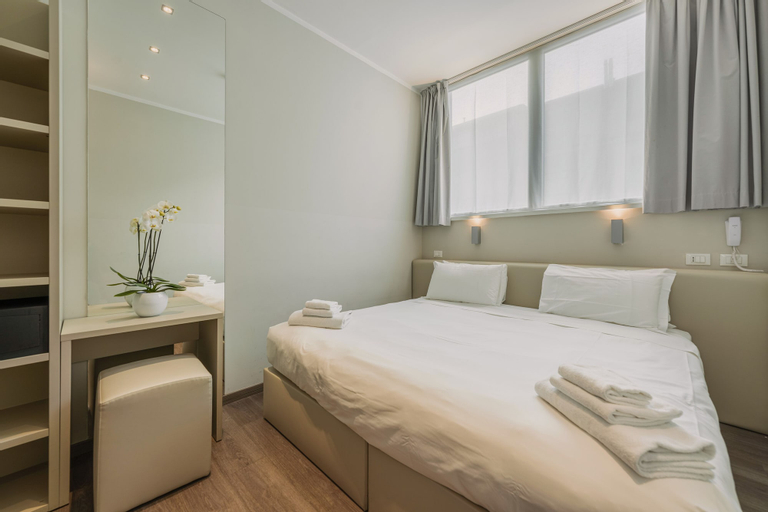 Bedroom 27