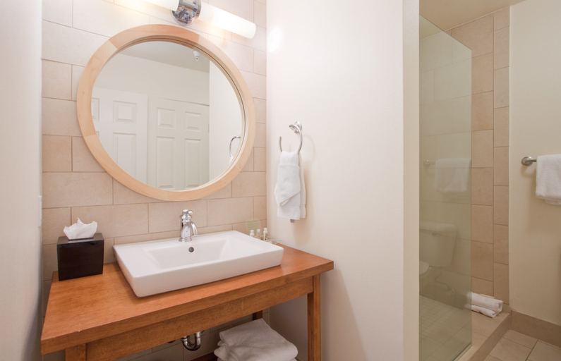 Bathroom 5, The Lodge at Eagle Crest Resort, Deschutes