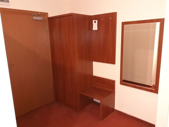 Others 5, Hotel Rydzewski, Ełk