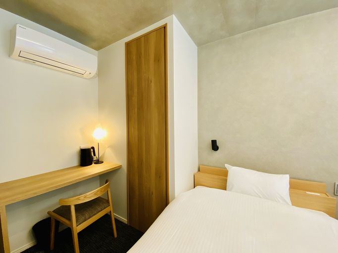 Bedroom 3, zizi gojo, Kyoto