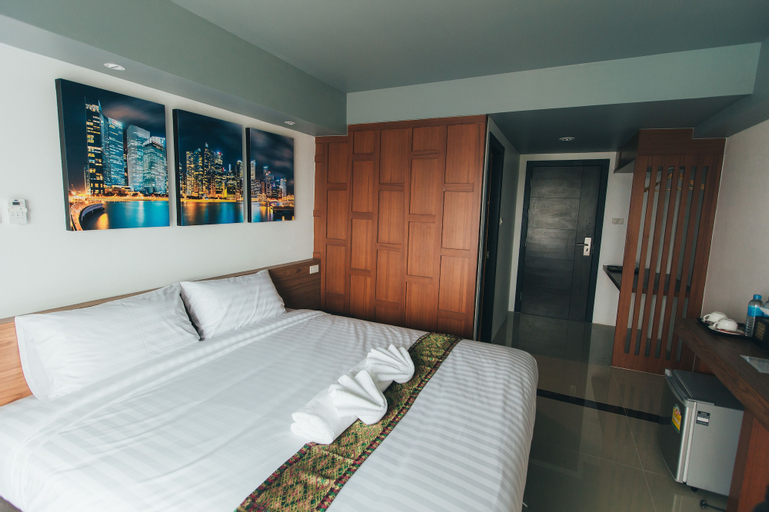 Bedroom 9