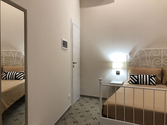 Bedroom 4, Meliora Rooms, Syracuse