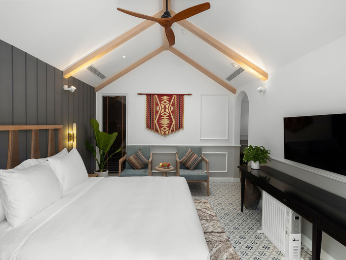 Bedroom 3, Golden Sun Hotel - Mangden, Kon Plông