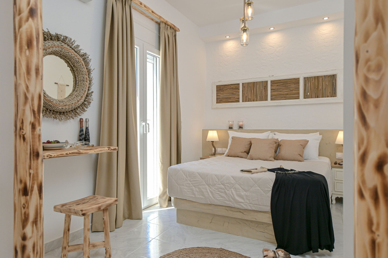 Bedroom 4, Naxian Horizon, South Aegean