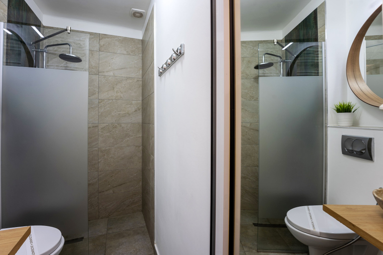 Bathroom 4, Metropole Apartments Studio City, Municipiul Bucuresti