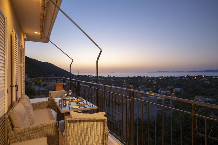 Terrace/patio 2, Villa Dimitris - The House Experience, Ionian Islands