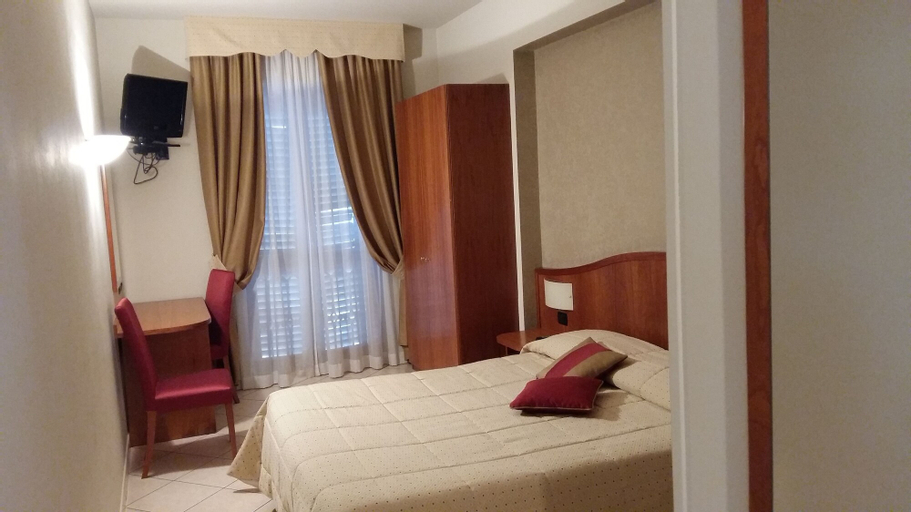 Bedroom 10