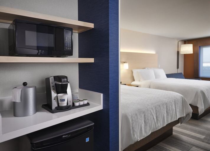Bedroom 5, Holiday Inn Express & Suites LOCKPORT, Will