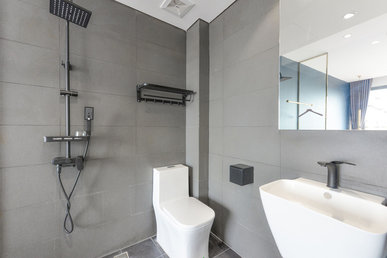 Bathroom 3, BH Riverside Hotel, Hoàn Kiếm