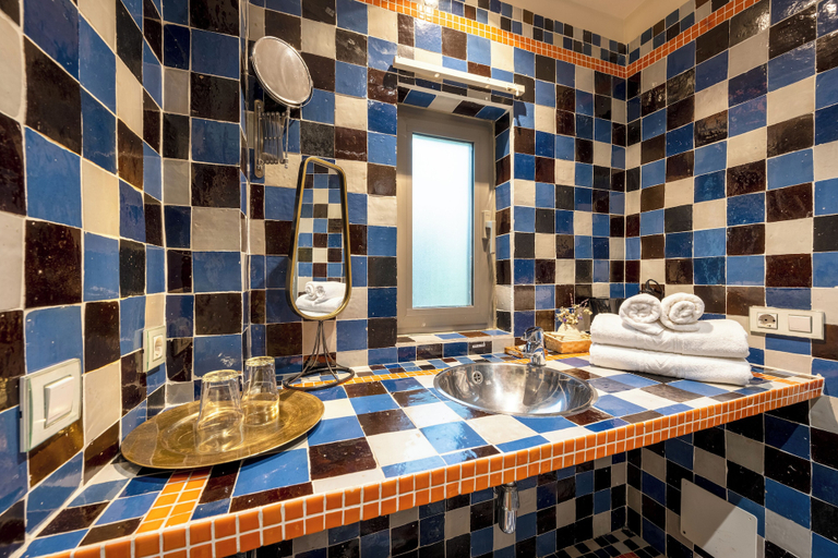 Bathroom 3, Finca Aal Cachucho Hotel Rural, Madrid