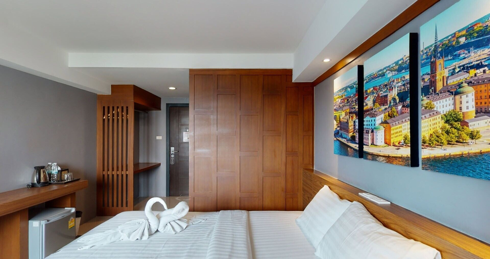 Bedroom 14