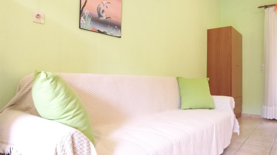 Bedroom 3, Pefka Studios & Apartments, Central Macedonia