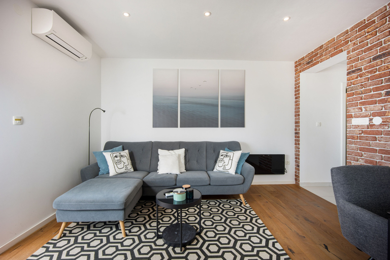 Others 5, Sea you soon by the beach 2bedroom suite, Seget