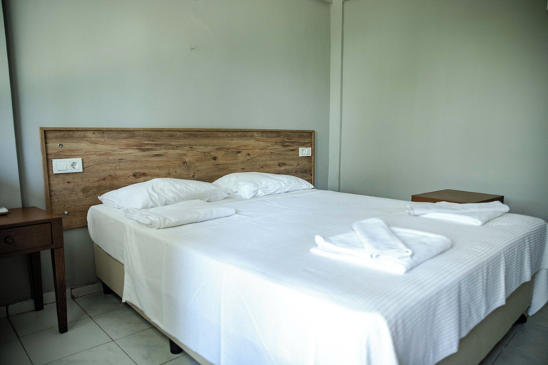 Room 3, Ali LVV, Kemer