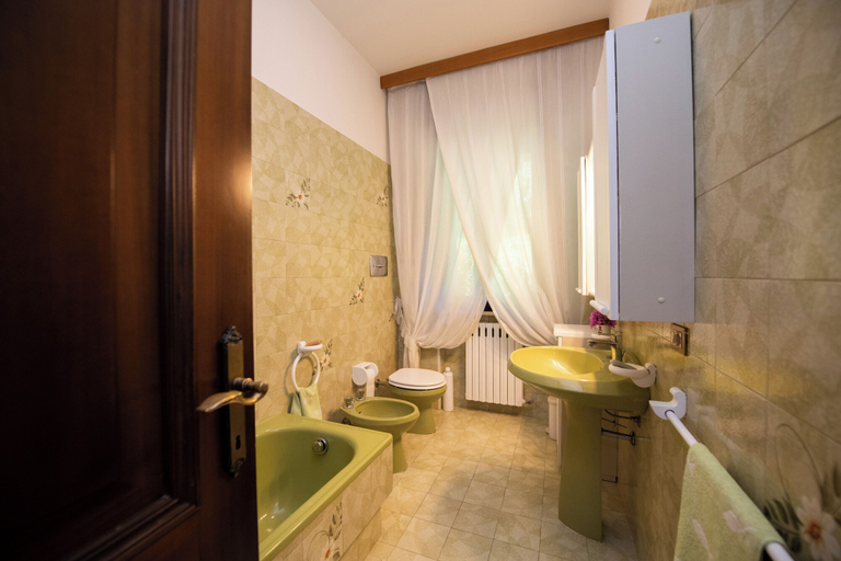 Bathroom 5, Appartamento La Fenice, Brescia