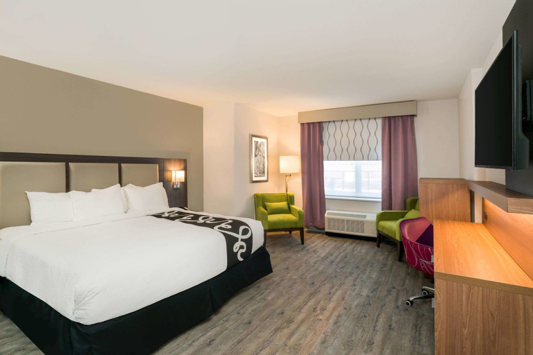 Bedroom 2, La Quinta Inn & Suites by Wyndham Mobile, Mobile