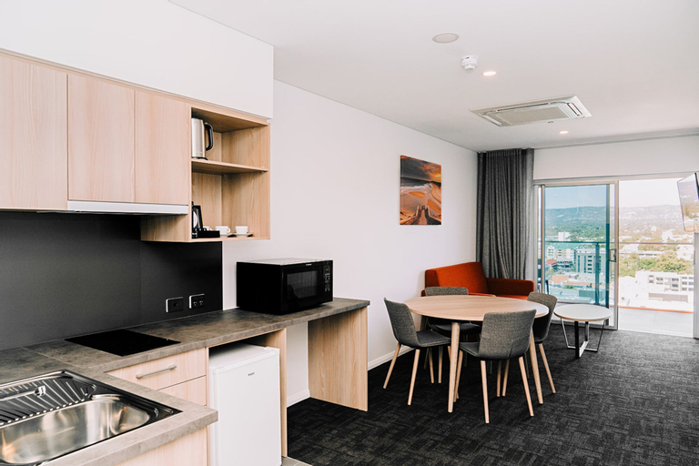 Dining Room 1