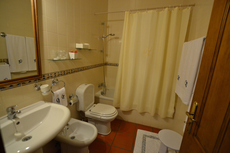Bathroom 4, Quinta do Terreiro, Lamego