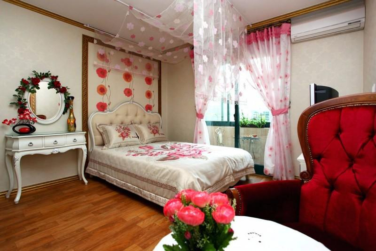 Others 2, Yangyang Wink Pension, Yangyang