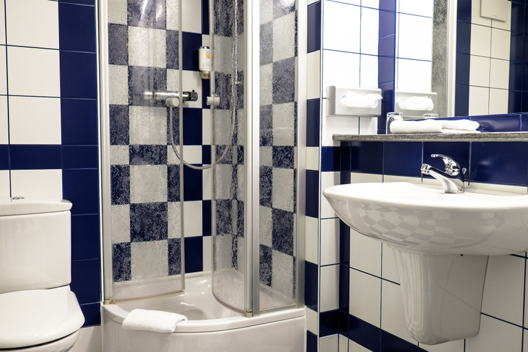 Bathroom 4, Hotel Königshof am Funkturm Business, Region Hannover