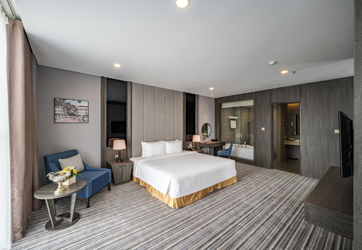 Bedroom 15