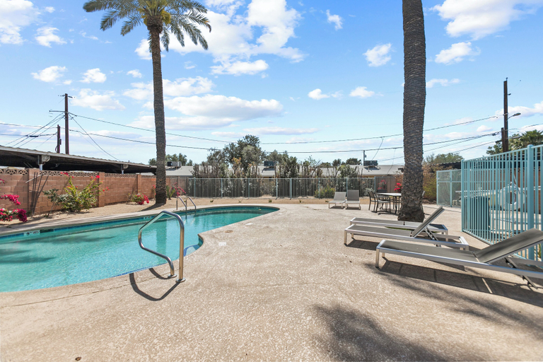Sport & Beauty 5, Viridian Biltmore Villa with Pool, Maricopa