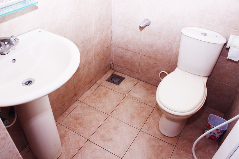 Bathroom 3, Hotel Coral Reef, Cox's Bazar
