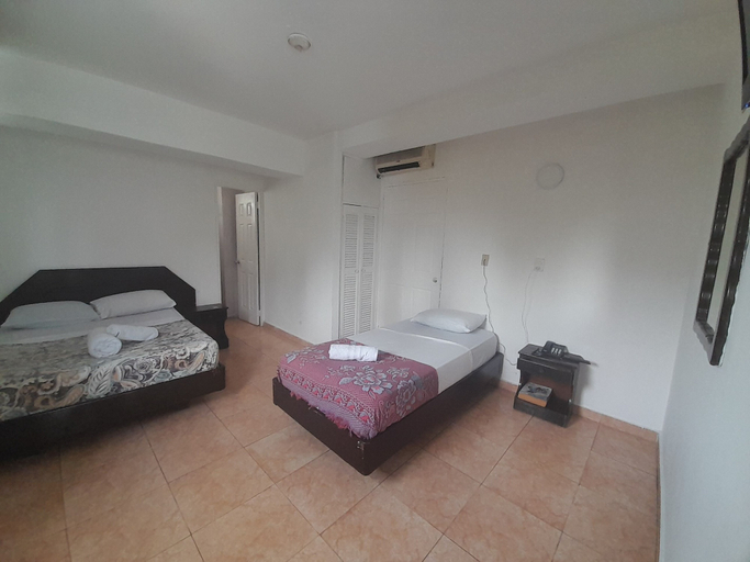 Bedroom 2, Hotel Costa Azul, Panamá