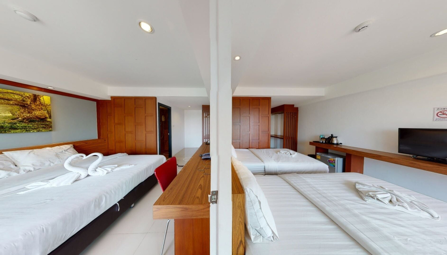 Bedroom 24