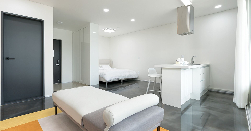 Bedroom 3, THE KAYS, Pocheon