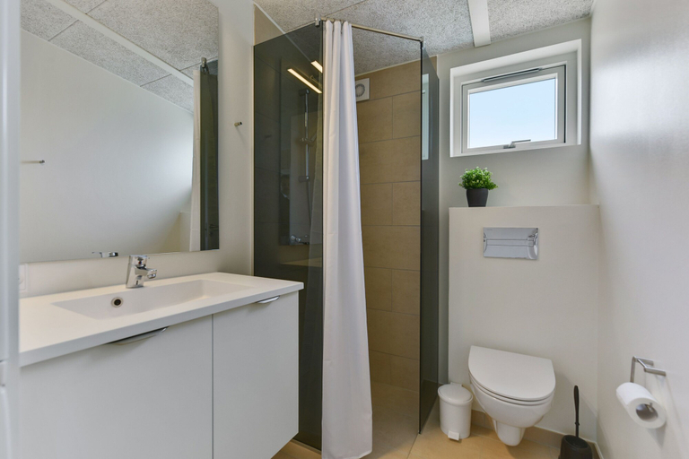 Bathroom 3, Lalandia Resort Søndervig, Ringkøbing-Skjern