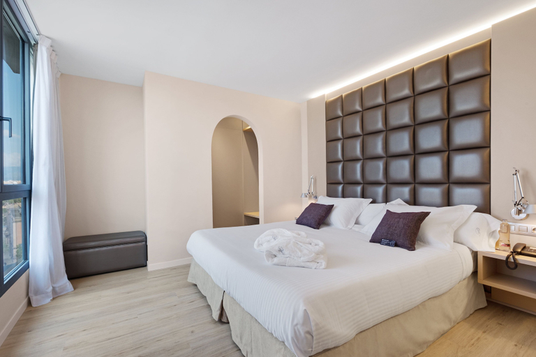 Bedroom 2, Hotel Palladium, Baleares
